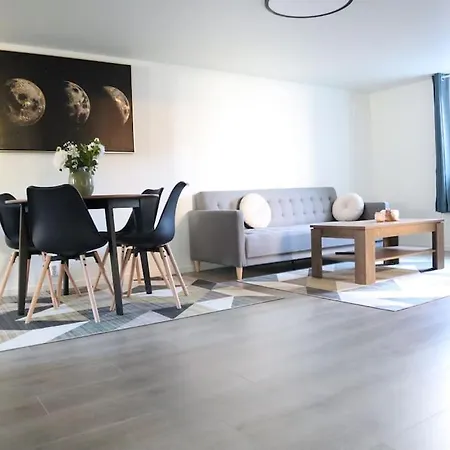 Fra 2024 Apartment *